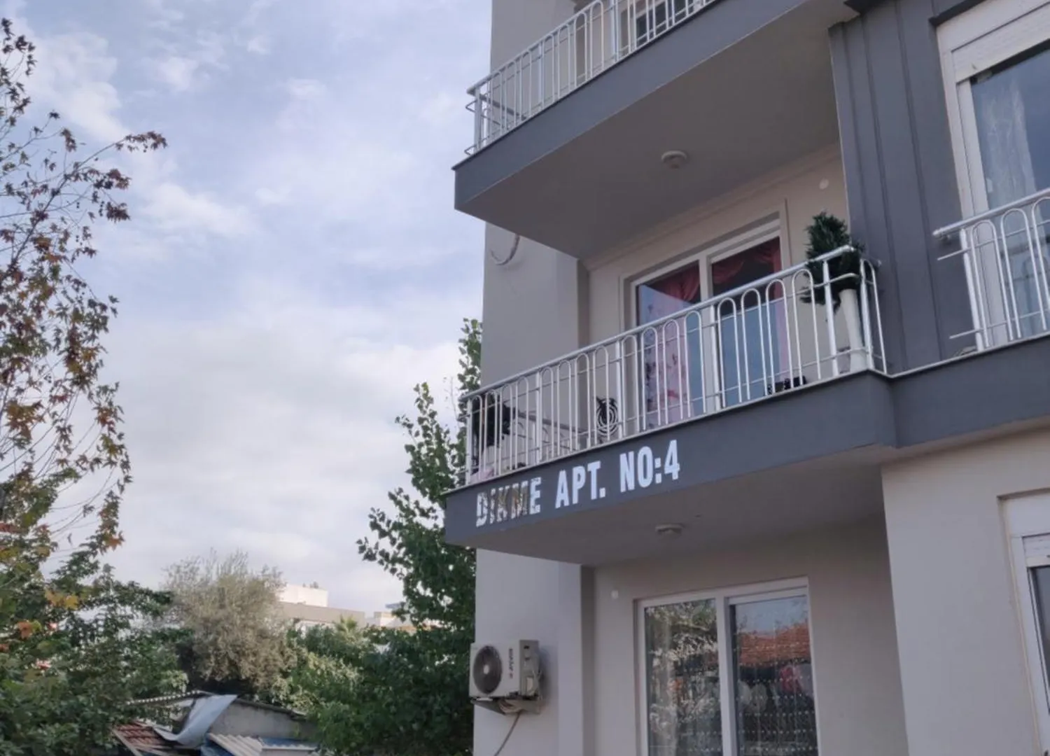 Spacious 3 Bedroom Apartment - Quick Drive To Beach, Airport & Center Antalya